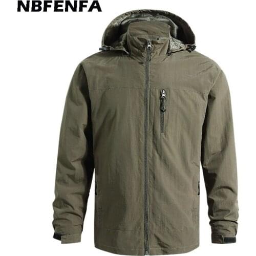 Men Jackets Waterproof Hooded Coat Male Outdoor Outwears Windbreaker Windproof Spring Autumn Jacket Hiking Clothing Coat LX035