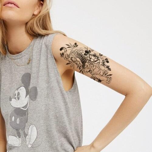Sexy Waterproof Temporary Tattoo Sticker Flower Rose Tiger King Fake Tatto Flash Tatoo Hand Arm Foot Tato Body Art for Women Men