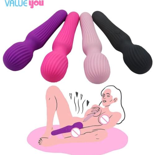 Women use vibrator sex toy clitoris stimulation multi-speed G-spot vagina vibrator