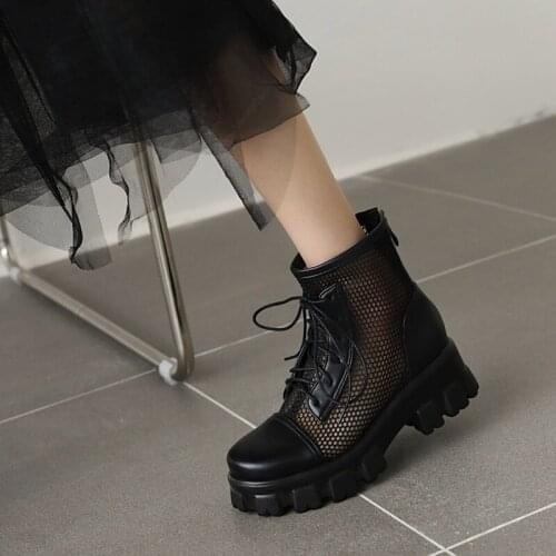 2021 Spring Summer Women Thick Sole Ankle Boots Lace Up Fashion Luxury Platform Boots Womens High Heels Shoes Air mesh Black