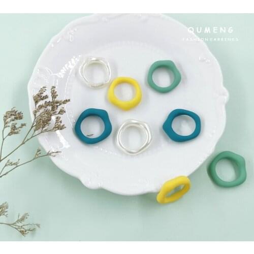 2021 Korean Trendy Chic Matte Texture Simple Colorful Contrast Irregular Resin Ring For Women Vintage Geometric Jewelry Wholesal