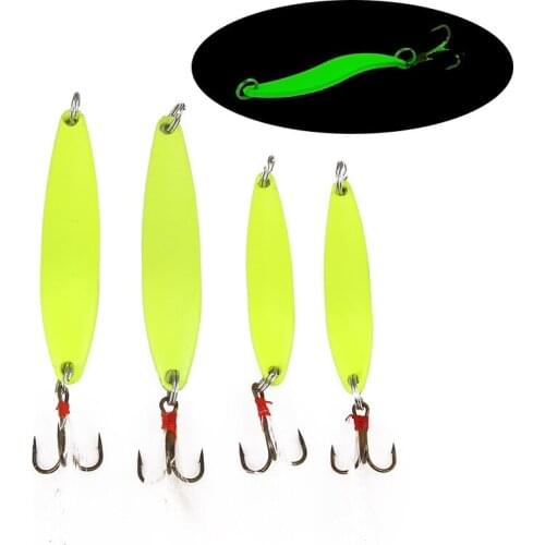 1 Pcs 5g 7g 10g 13g Metal Luminous Spoon Bait Spinner Hard Fishing Lure Sequins With Feather Hooks Wobbler Bass Pesca Tackle