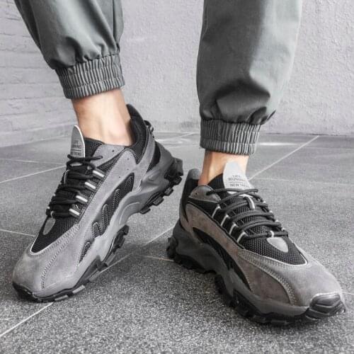 Classic breathable mesh mens casual shoes lightweight outdoor comfortable walking sports shoes