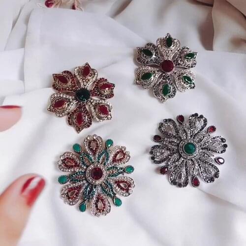 OPPOHERE Brooches