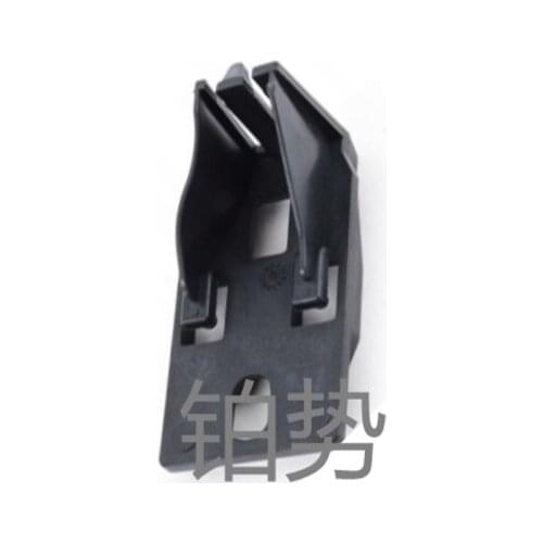 Front bumper lining bracket Skeleton lower bracket (glue) bracket Insert left side 2012-b mwX5 F15 N47S1 X6 F16 F85 51117315959