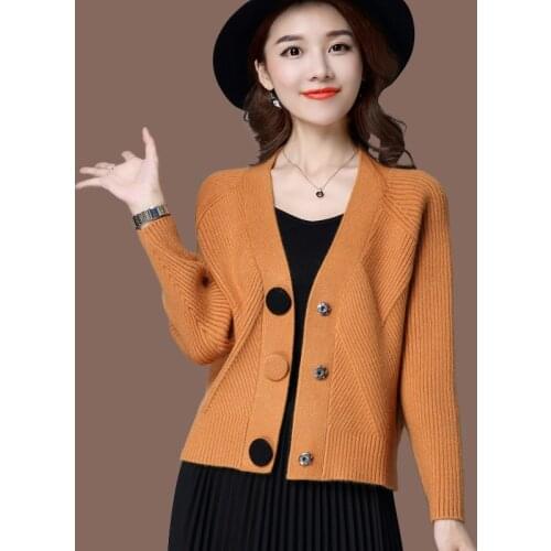 Women’s Knitted Cardigan Sweaters 2021 New Spring Korean Bat Sleeve V-neck Knit Short Shawl Autumn Casual Sweater Female Tops