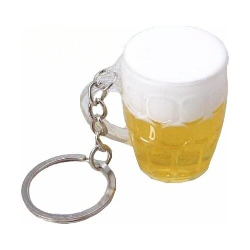 Hot Sale Fashion Simulation Beer Color Beer Mug Keychain Creative Resin Acrylic Mini Beer Glass Keyring Pendant For Man Gift