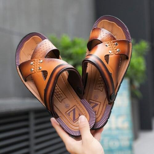 2020Slippers Mens Clog Summer Shoes Men Slides Breathable Mules Male Garden Shoes Casual Beach Sandals39-44