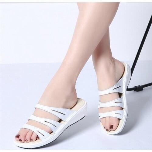 2020 Summer women flat slippers sandals Shoes fashion slip on round toe comfortable white leather sandals flip-flops female 858