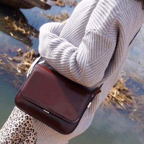 2021 New Womens Bags PU Leather Pure Color Fashion Flip Shoulder Bag Fashion Simple Styling Messenger Bag Small Square Bag