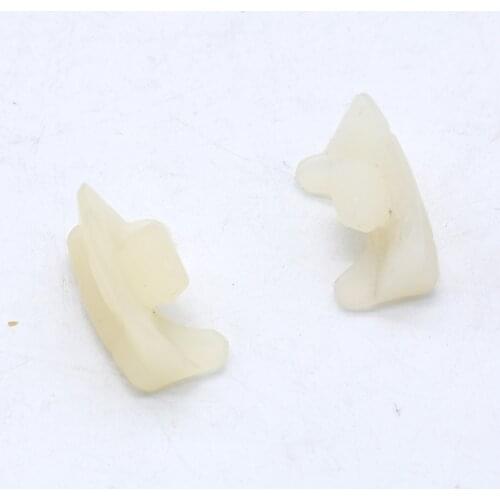 2pcs Seat Runner Guide Clips fit for VW Golf 435881203A, High quality Spare Parts Accessories