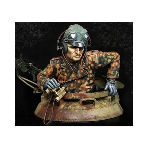 New Unassembled 1/9 ancient Tiger Commander talk man bust with base Resin Figure Unpainted Model Kit