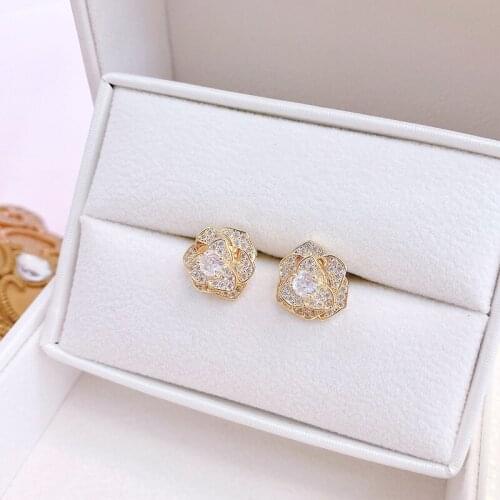 14K Real Gold Plating Necklace Shine Temperament Human Head Necklace Personalized Exquisite Luxury Necklaces Glamour Jewelry