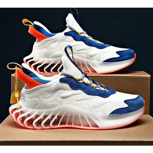 Summer New Large Size Mens Shoes Luminous Mesh Breathable Mens Sports Warrior Travel Shoes