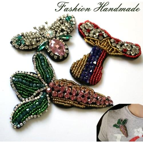 1pc embroidered beaded letter Patches for Clothing sew on rhinestonen flower parche Appliques Decoration Badge parche