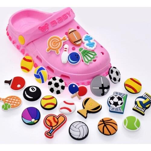 Hole Slippers Shoe Buckle Chars Crocs Designer Accesoire Decoration Sports Basketball Football Garden Shoe Decoration Kid Gift