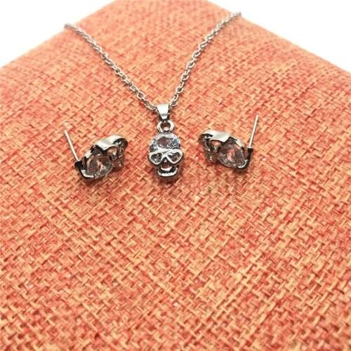 Couple gift party accessories mens necklace women popular style trend necklace skull frame pendant free shipping