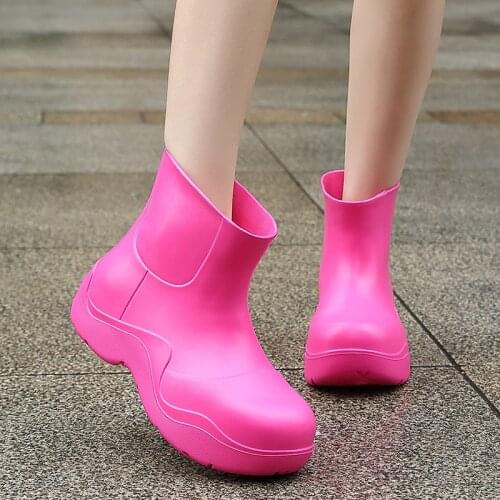 Luxury Women Rain Boots 2021 New Rubber Ladies Walking Non-slip Waterproof Ankle Rainboots Shoes Leisure Thick Bottom Short Boot