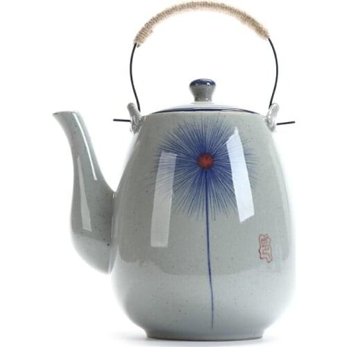 ChineseTeapot Hand Painted Retro Blue and White Porcelain 2 Liter Loop-Handled Teapot Restaurant Teapot Household Cold Water Pot