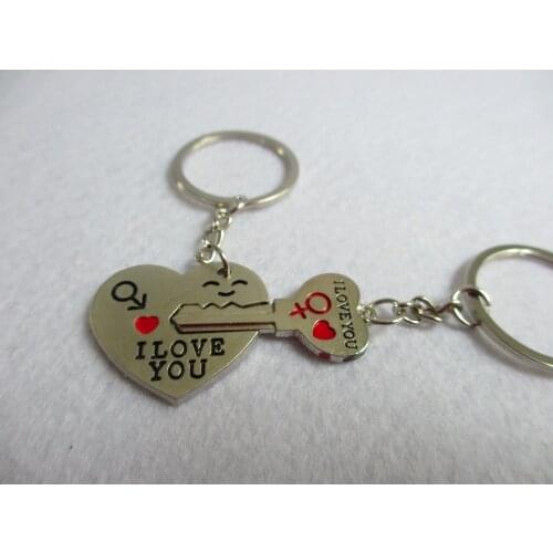 1PCS High quality metal cheap fashion modish ornament arrow through a heart I love you couple key chains key ring B009