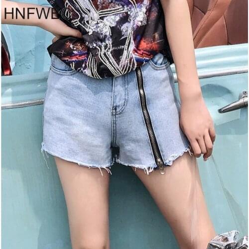 2020 new summer fashion women shorts tassels zippers black and blue denim hots pocket female tide WM K077