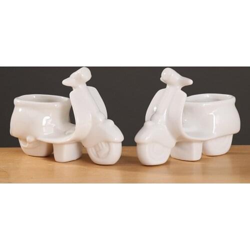 Nordic Cartoon Ceramic Motorcycle Sculpture Flower Pot Decoration Succulent Plant Bonsai Pot Ornaments Home Decorat Accessories