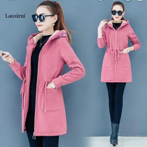 Trending Products Women winter coat Padded Womens short winter jacket NEW Add wool Embroidered tops Quality assuranc