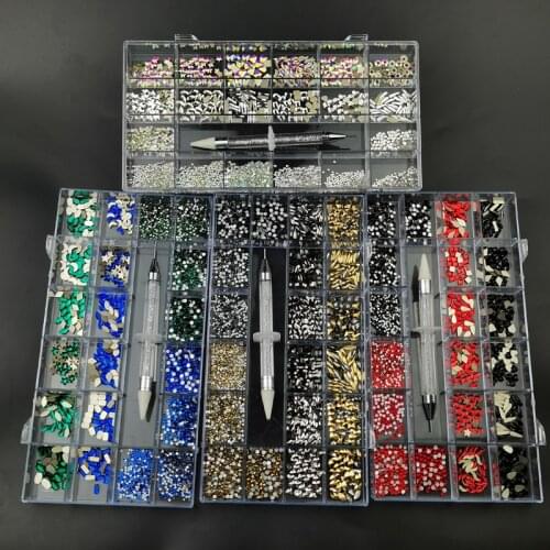 360PCS(30*12) Colorful Nail Rhinestones In Grids Flatback Shinny Gem With Mix Size Nail Round Rhinestone For Manicure Decoration