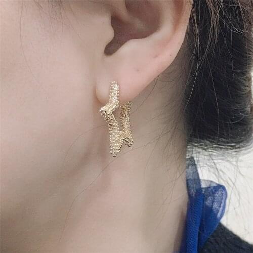 2020 New Bohemia Gold Color Irregular Star Copper Hoop Earrings For Women Girl Chic Trendy Gorgeous Jewelry Accessory