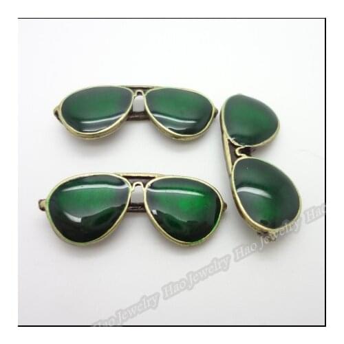 Wholesale 6 pcs Enamel ancient bronze Green sunglasses alloy pendant charm DIY Womens fashion Bracelet Necklace jewelry Fitting
