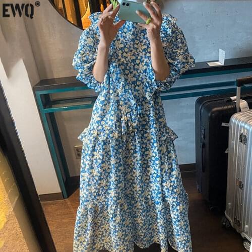 [EWQ] Women Blue Vintage Casual Print Ruffles Long Dress New O Neck Short Puff Sleeve Fashion Spring Summer Loose Clothing 2021