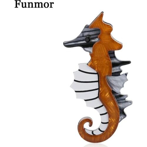 Funmor Vivid Aquatic Creatures Seahorse Brooch Acrylic Animal Jewelry For Women Men Party Accessories Routine Ornaments Presents