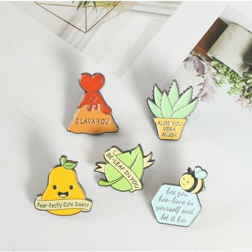 Yellow Pear Brooch Creativity Heart Shaped Volcano Brooch Fashion Backpack Badge Funny Cute Aloe Brooch Cartoon Lapel Pins