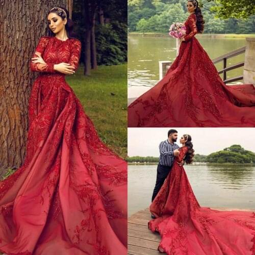 Red A Line Wedding Dresses Jewel Neck Lace Long Sleeve Beaded Bridal Gowns Cathedral Train 3D Floral Appliques Wedding Robe