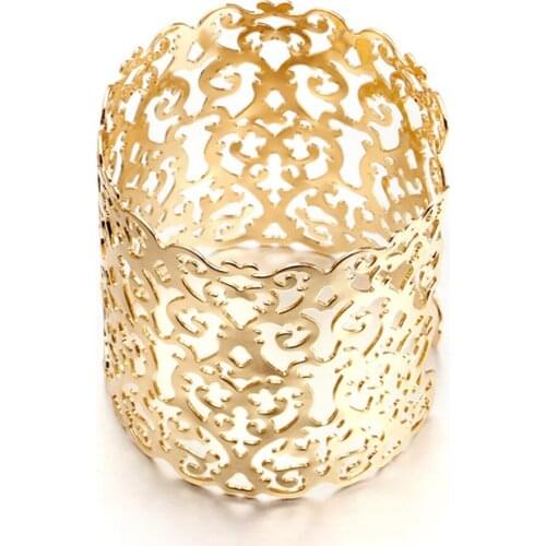 Punk Exaggerated Big Hollow Bangle Gold Color Love Heart Charm Bracelet For Women Vintage Gothic Large Cuff Bracelet Jewelry