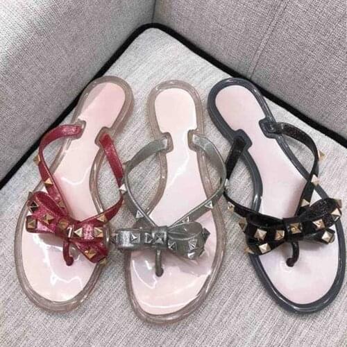 Womens Shoes Summer Rivet Slippers Hot Sell Beach Shoes For Women New Fashion Flip Flops Flats Shoes Large Size 40