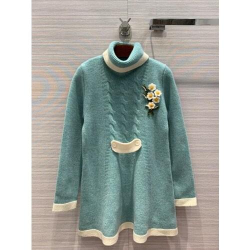 High End Temperament 11.27 Luxury Flower Decoration Turtleneck Twist Wool Female Fashion Knitted Short Dress