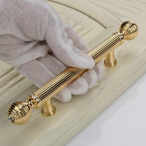 Golden Luxury Wardrobe Cupboard Handle Crystal and Diamond Handle Dresser Drawer Pulls Door Cabinet Knobs Handle for Home Office