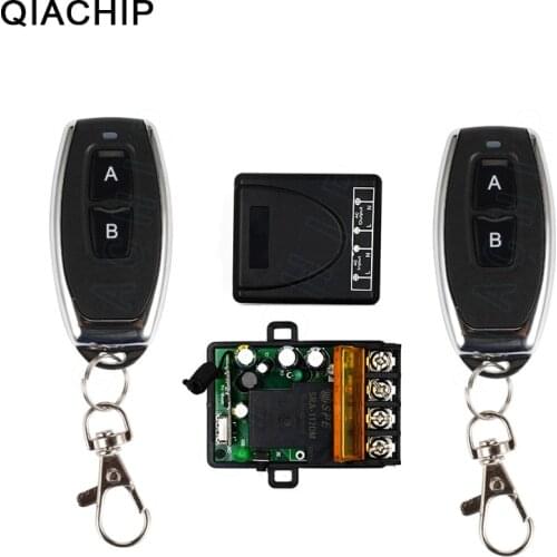QIACHIP 433Mhz Universal Wireless RF Remote Control Switch AC 220V 1CH 30A Relay Receiver + 2 CH 433 Mhz Remote For Water Pump