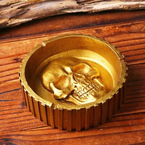 Skull Ashtray Halloween Creative Resin Luxe Portable Ashtray Day Of the Dead Home Decoration Smoking Accessories Boyfriend Gift