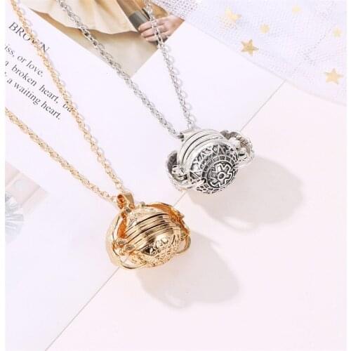 RONGQING 1pcs Fashion Jewelry Collier Pink Statement Pendant Necklace Womens Photo Box Jewelry Lovers Gifts