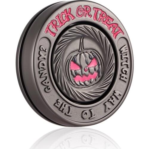 2021 New Popular Mini Metal Titanium Alloy Fingertip Gyro Evil Pumpkin Bi-color Decompression Toy Trend Artifact