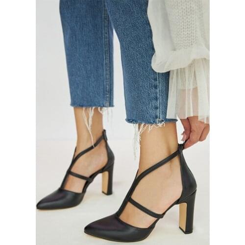 Bahra Pointed toe Black High-Heeled Shoes Casual Sandals Shoes for Women 2021 Famous Designer Brand Slippers Fashion High Qualit