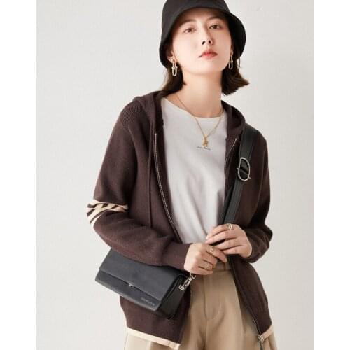 Cardigans For Woman Autumn And Winter Sweaters Knitted Jumper High Quality Female Knitwear Hooded Lady Zipper Coat