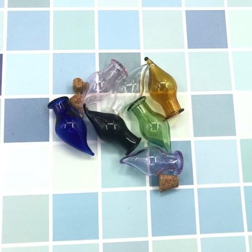 1pcs Rainbow/Gray/Green/Blue/Pink/Purple/Black/Coffee/Clear Chili Shape Mini Glass Bottles With Cork Stopper Tiny Vials Jars