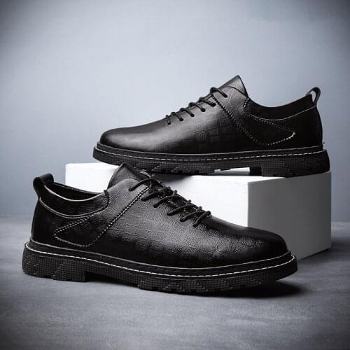 Comfortable 2020 casual mens zapatos hombre for causal casuales summer spring black sapato flat de leisure Mens hot shoes sale