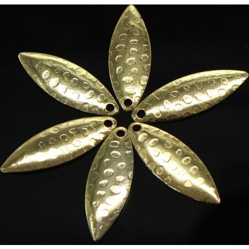 10pcs/lot Metal Spoon Sequin Noise Willow Blades Pit / smooth surface fly Fishing lure Silver Gold DIY Fishing bait Accessories