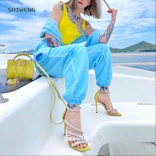 2021 Summer Women High Heels Crystal Sandals Wedding Bridal Stiletto Glitter Prom Elegant Stripper Diamond Shoes Sexy Ankle Stra