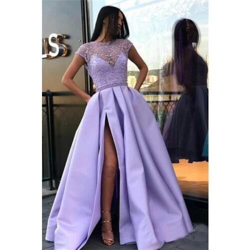 2021 Lilac Satin Split Side Evening Dresses Beaded Cap Sleeves Floor Length Formal Women Party Dresses Sexy Lavender Prom Gowns
