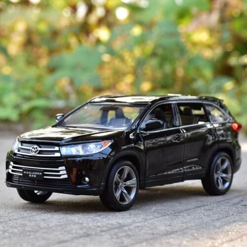 Free Shipping 1:32 Toyota Highlander Car Model Alloy Car Die Cast Toy Car Model Pull Back Childrens Toy Collectibles